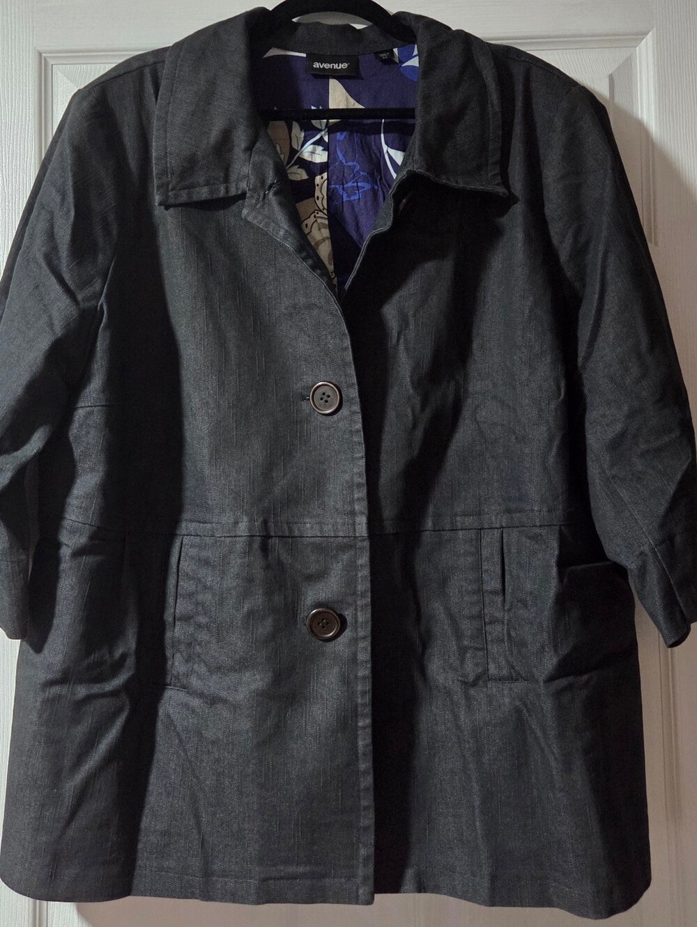 Avenue Black Women's Three-Quarter Sleeve Coat